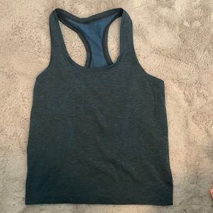 lululemon size 6 tank top